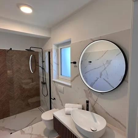 Navis Villa Kras